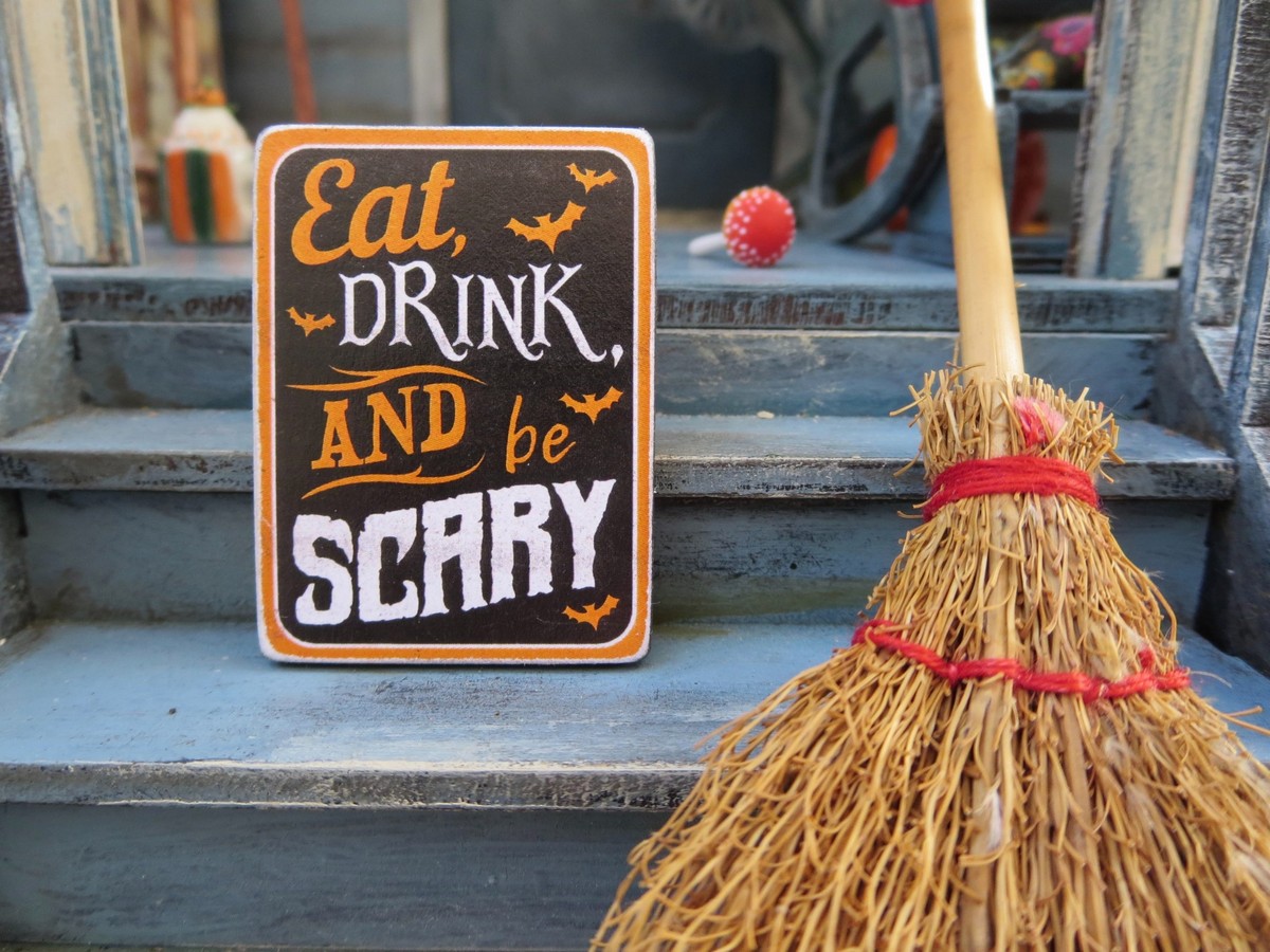 9 Spooky Halloween Hen Party Ideas How to Hen